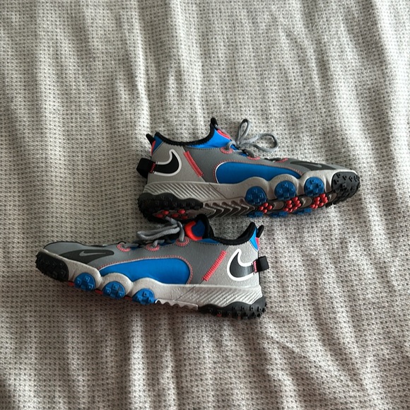 Nike futur Field turf shoes used good condition - Picture 5 of 6